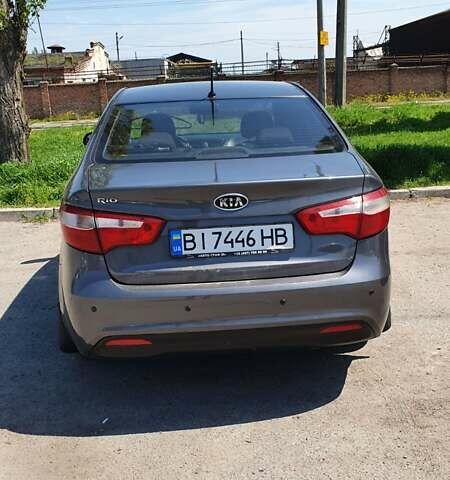Серый Киа Рио, объемом двигателя 1.6 л и пробегом 190 тыс. км за 7824 $, фото 1 на Automoto.ua