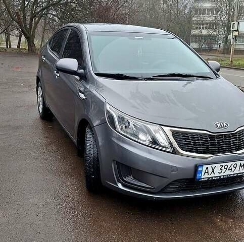 Сірий Кіа Ріо, об'ємом двигуна 1.4 л та пробігом 243 тис. км за 5700 $, фото 4 на Automoto.ua