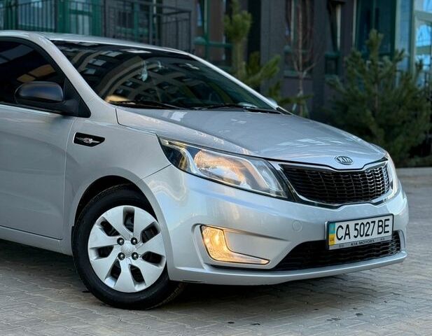 Сірий Кіа Ріо, об'ємом двигуна 1.6 л та пробігом 180 тис. км за 8900 $, фото 14 на Automoto.ua