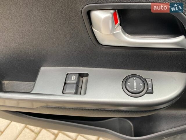 Серый Киа Рио, объемом двигателя 1.4 л и пробегом 94 тыс. км за 8100 $, фото 20 на Automoto.ua