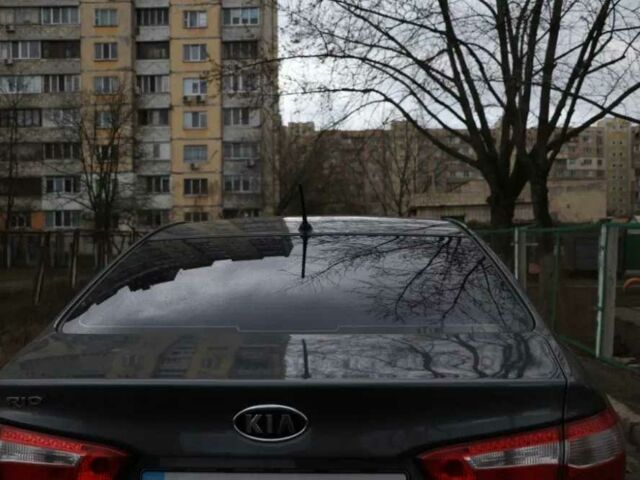 Серый Киа Рио, объемом двигателя 1.4 л и пробегом 141 тыс. км за 8500 $, фото 8 на Automoto.ua