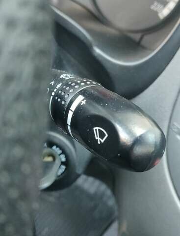 Сірий Кіа Ріо, об'ємом двигуна 1.4 л та пробігом 147 тис. км за 5500 $, фото 6 на Automoto.ua