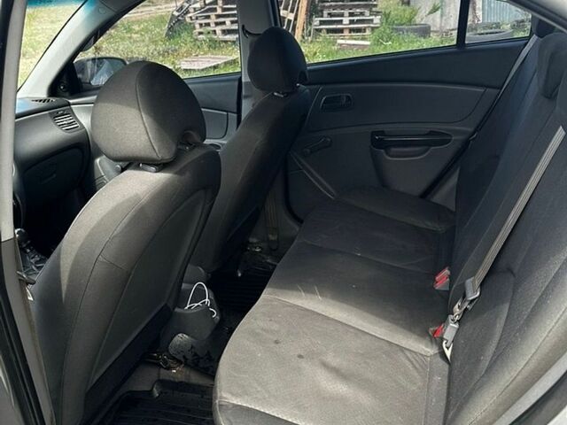 Сірий Кіа Ріо, об'ємом двигуна 1.4 л та пробігом 244 тис. км за 3000 $, фото 7 на Automoto.ua