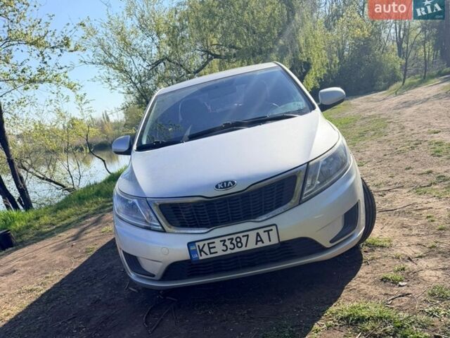 Серый Киа Рио, объемом двигателя 1.4 л и пробегом 190 тыс. км за 7300 $, фото 2 на Automoto.ua