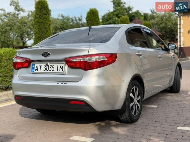 Сірий Кіа Ріо, об'ємом двигуна 1.6 л та пробігом 185 тис. км за 7650 $, фото 5 на Automoto.ua