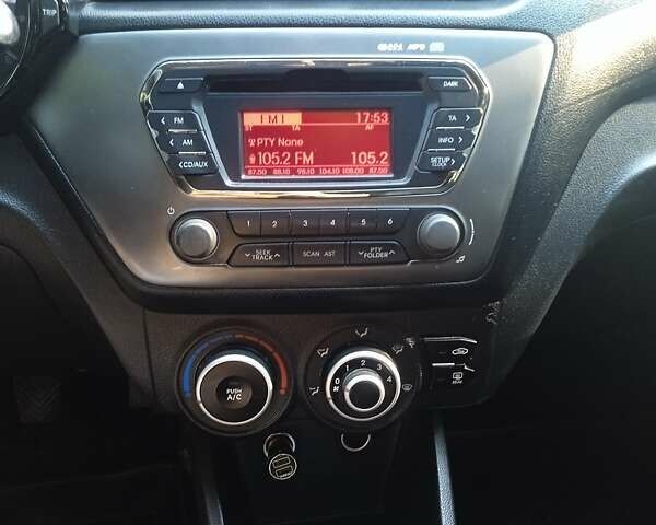 Киа Рио 2012 в Харькове на Automoto.ua Серый Киа Рио, объемом двигателя 1.4 л и пробегом 185 тыс. км за 5300 $, фото 4 на Automoto.ua