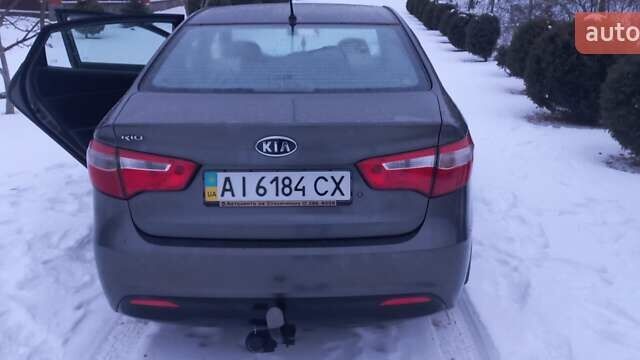 Серый Киа Рио, объемом двигателя 1.4 л и пробегом 133 тыс. км за 8200 $, фото 10 на Automoto.ua