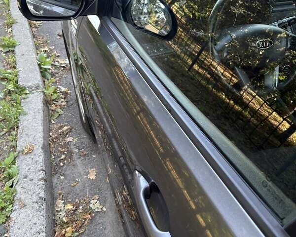 Киа Рио 2012 в Киеве на Automoto.ua Серый Киа Рио, объемом двигателя 1.6 л и пробегом 121 тыс. км за 7200 $, фото 22 на Automoto.ua