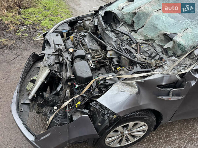 Серый Киа Рио, объемом двигателя 1.4 л и пробегом 250 тыс. км за 1950 $, фото 35 на Automoto.ua