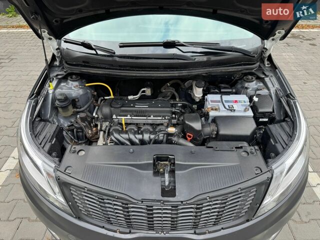 Серый Киа Рио, объемом двигателя 1.59 л и пробегом 180 тыс. км за 4900 $, фото 11 на Automoto.ua