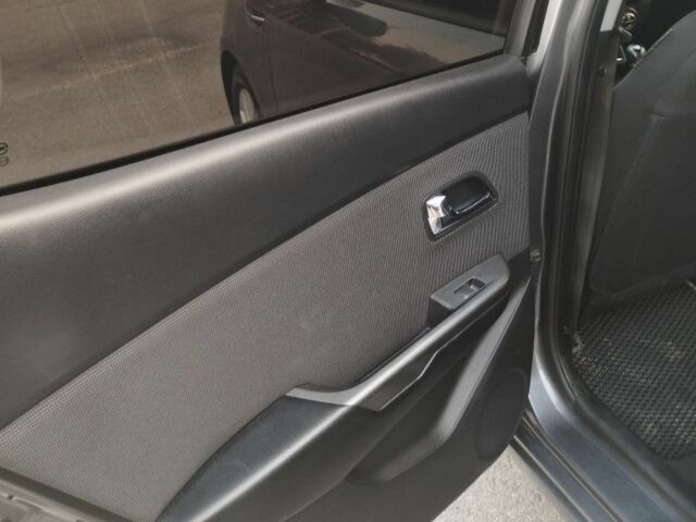 Серый Киа Рио, объемом двигателя 1.6 л и пробегом 223 тыс. км за 7900 $, фото 18 на Automoto.ua