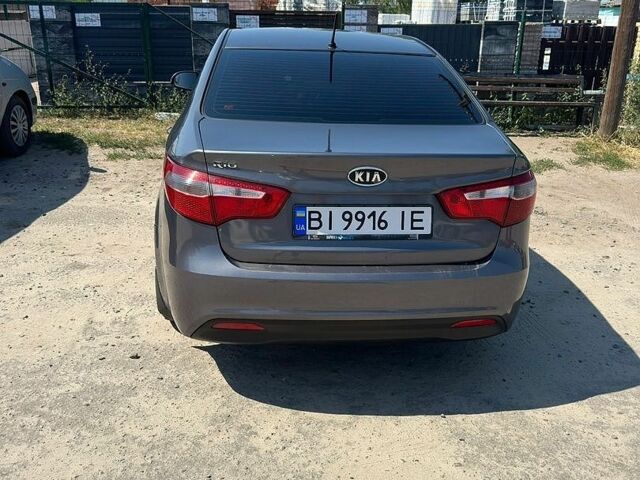 Сірий Кіа Ріо, об'ємом двигуна 1.59 л та пробігом 145 тис. км за 8000 $, фото 4 на Automoto.ua