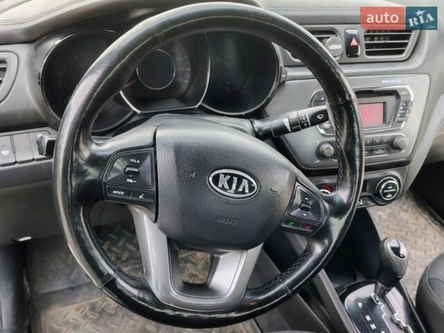 Сірий Кіа Ріо, об'ємом двигуна 1.6 л та пробігом 160 тис. км за 6800 $, фото 21 на Automoto.ua