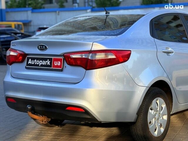 Серый Киа Рио, объемом двигателя 1.4 л и пробегом 200 тыс. км за 7290 $, фото 6 на Automoto.ua