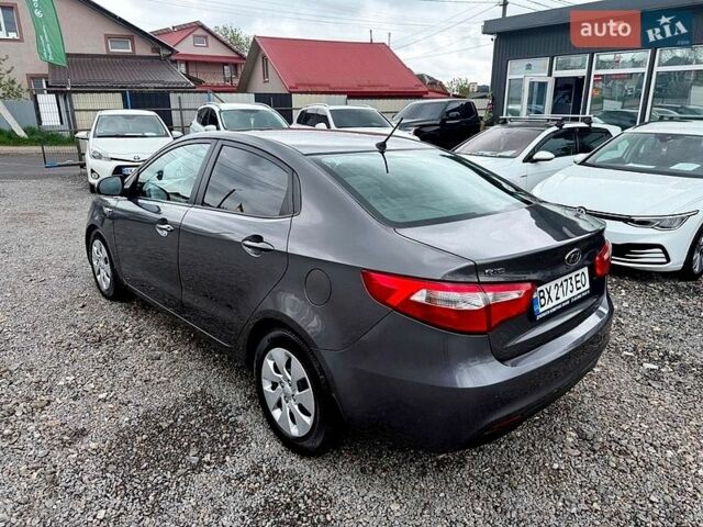 Серый Киа Рио, объемом двигателя 1.4 л и пробегом 168 тыс. км за 6300 $, фото 3 на Automoto.ua