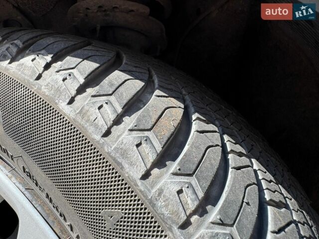 Сірий Кіа Ріо, об'ємом двигуна 1.4 л та пробігом 94 тис. км за 8799 $, фото 36 на Automoto.ua