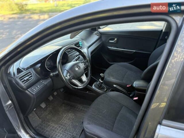 Киа Рио 2012 в Киеве на Automoto.ua Серый Киа Рио, объемом двигателя 1.6 л и пробегом 121 тыс. км за 7200 $, фото 16 на Automoto.ua