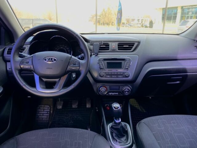 Серый Киа Рио, объемом двигателя 1.6 л и пробегом 184 тыс. км за 7999 $, фото 7 на Automoto.ua