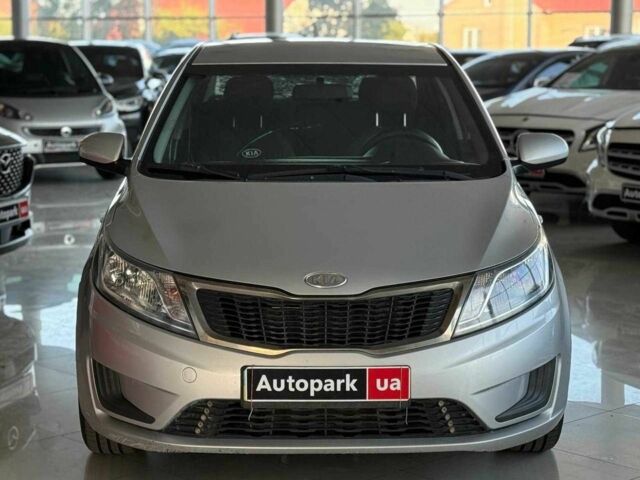 Серый Киа Рио, объемом двигателя 1.4 л и пробегом 200 тыс. км за 6840 $, фото 1 на Automoto.ua