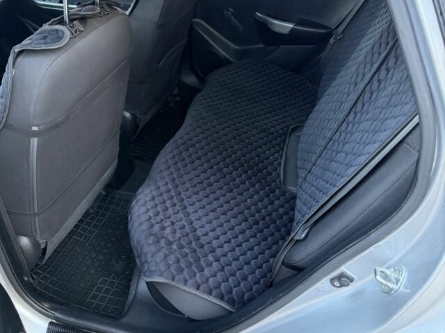 Сірий Кіа Ріо, об'ємом двигуна 1.4 л та пробігом 183 тис. км за 6300 $, фото 10 на Automoto.ua