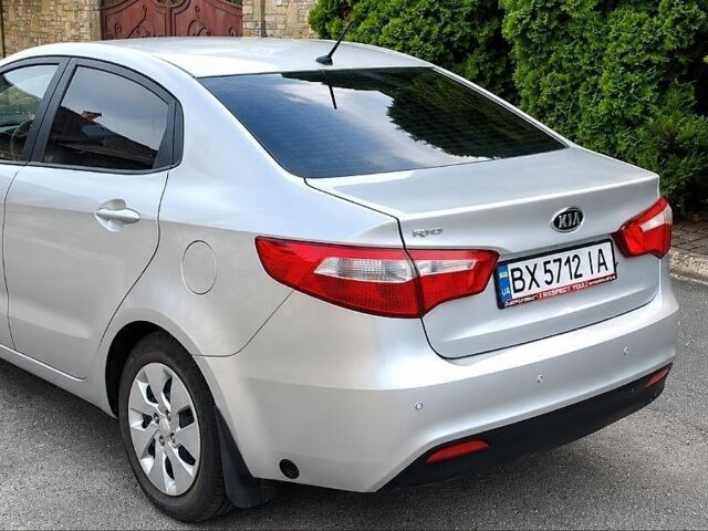 Сірий Кіа Ріо, об'ємом двигуна 1.4 л та пробігом 209 тис. км за 6100 $, фото 5 на Automoto.ua