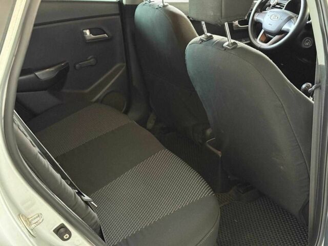 Серый Киа Рио, объемом двигателя 1.4 л и пробегом 200 тыс. км за 6840 $, фото 14 на Automoto.ua