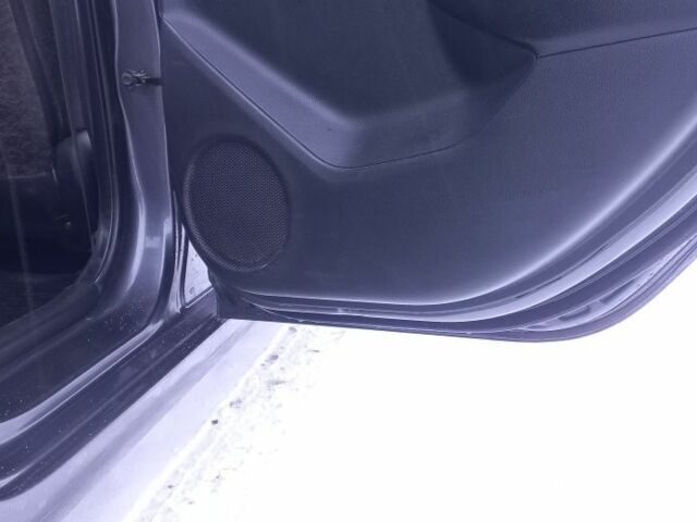 Сірий Кіа Ріо, об'ємом двигуна 0 л та пробігом 133 тис. км за 8200 $, фото 13 на Automoto.ua