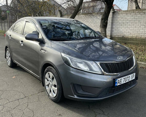 Серый Киа Рио, объемом двигателя 1.4 л и пробегом 167 тыс. км за 5999 $, фото 4 на Automoto.ua