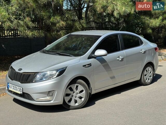 Сірий Кіа Ріо, об'ємом двигуна 1.4 л та пробігом 94 тис. км за 8799 $, фото 5 на Automoto.ua