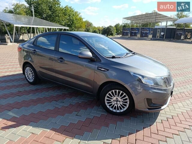 Сірий Кіа Ріо, об'ємом двигуна 1.4 л та пробігом 131 тис. км за 7500 $, фото 7 на Automoto.ua