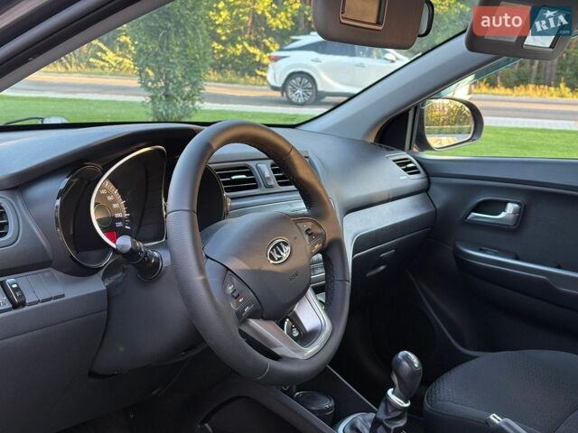 Сірий Кіа Ріо, об'ємом двигуна 1.4 л та пробігом 126 тис. км за 8400 $, фото 13 на Automoto.ua