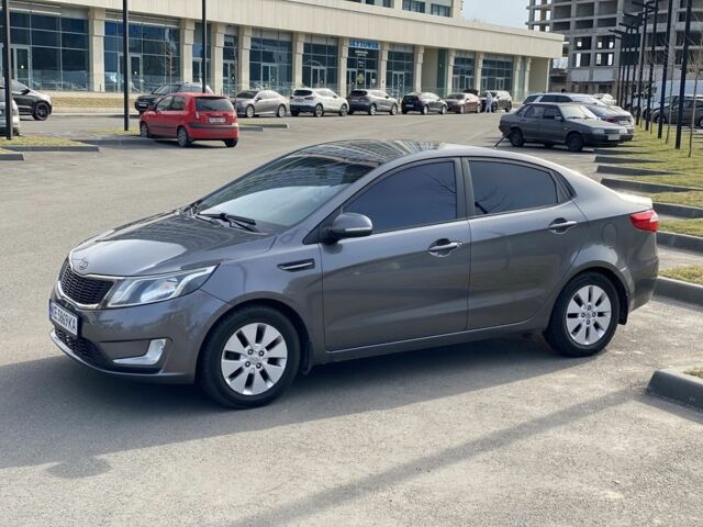 Серый Киа Рио, объемом двигателя 1.6 л и пробегом 181 тыс. км за 8499 $, фото 2 на Automoto.ua
