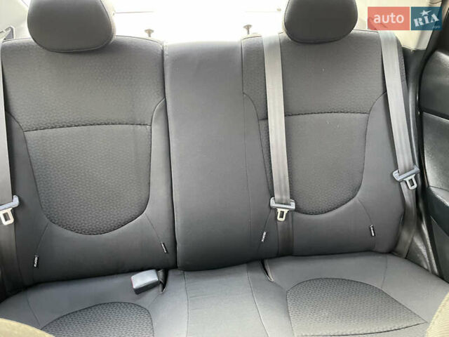 Серый Киа Рио, объемом двигателя 1.4 л и пробегом 167 тыс. км за 5999 $, фото 19 на Automoto.ua