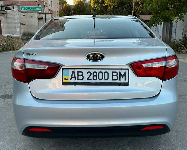 Сірий Кіа Ріо, об'ємом двигуна 1.59 л та пробігом 188 тис. км за 7200 $, фото 5 на Automoto.ua