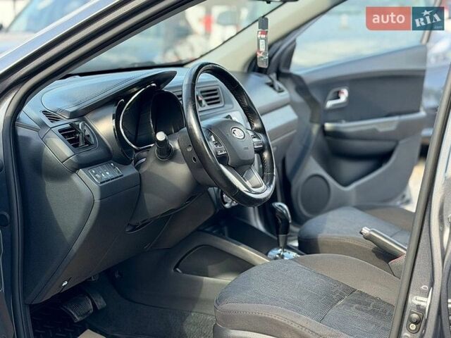 Сірий Кіа Ріо, об'ємом двигуна 1.6 л та пробігом 162 тис. км за 7000 $, фото 14 на Automoto.ua