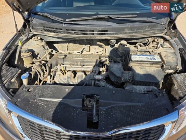 Сірий Кіа Ріо, об'ємом двигуна 1.6 л та пробігом 157 тис. км за 7000 $, фото 28 на Automoto.ua