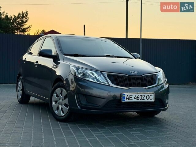 Серый Киа Рио, объемом двигателя 1.4 л и пробегом 147 тыс. км за 8550 $, фото 13 на Automoto.ua