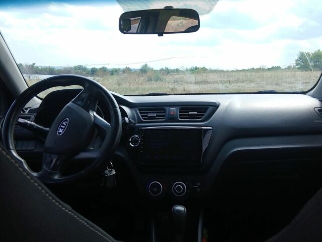 Сірий Кіа Ріо, об'ємом двигуна 1.4 л та пробігом 218 тис. км за 5800 $, фото 8 на Automoto.ua