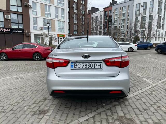 Серый Киа Рио, объемом двигателя 1.6 л и пробегом 121 тыс. км за 9500 $, фото 12 на Automoto.ua
