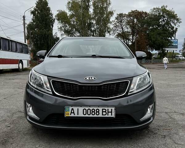 Серый Киа Рио, объемом двигателя 1.59 л и пробегом 81 тыс. км за 8900 $, фото 3 на Automoto.ua