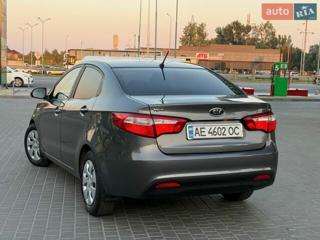 Серый Киа Рио, объемом двигателя 1.4 л и пробегом 147 тыс. км за 8550 $, фото 15 на Automoto.ua