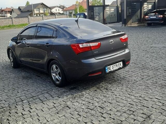 Серый Киа Рио, объемом двигателя 1.59 л и пробегом 250 тыс. км за 6500 $, фото 8 на Automoto.ua