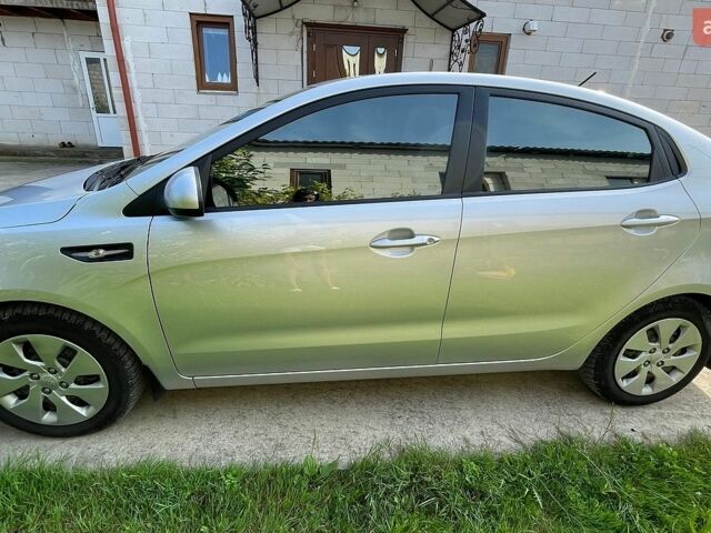 Сірий Кіа Ріо, об'ємом двигуна 1.4 л та пробігом 87 тис. км за 7400 $, фото 1 на Automoto.ua