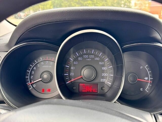 Серый Киа Рио, объемом двигателя 1.4 л и пробегом 247 тыс. км за 6900 $, фото 11 на Automoto.ua