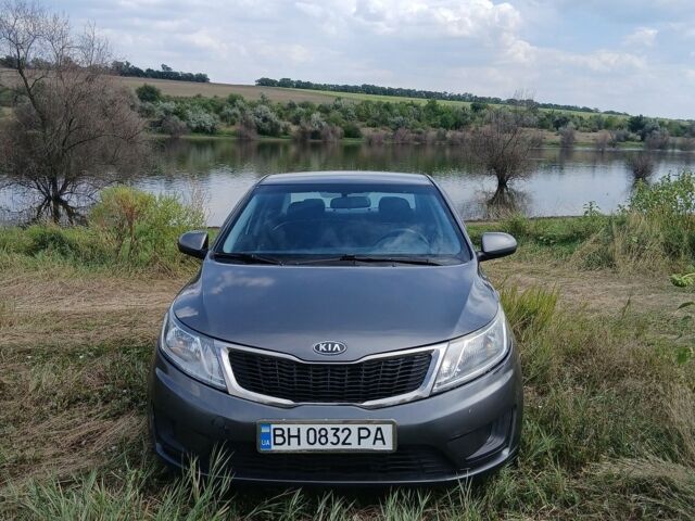 Сірий Кіа Ріо, об'ємом двигуна 1.4 л та пробігом 218 тис. км за 5800 $, фото 1 на Automoto.ua