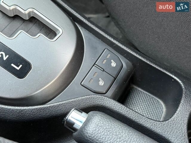 Сірий Кіа Ріо, об'ємом двигуна 1.6 л та пробігом 86 тис. км за 8999 $, фото 17 на Automoto.ua
