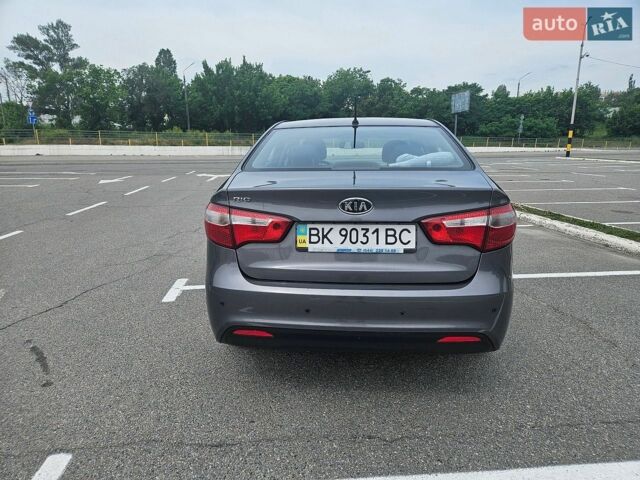 Сірий Кіа Ріо, об'ємом двигуна 1.6 л та пробігом 208 тис. км за 7300 $, фото 3 на Automoto.ua