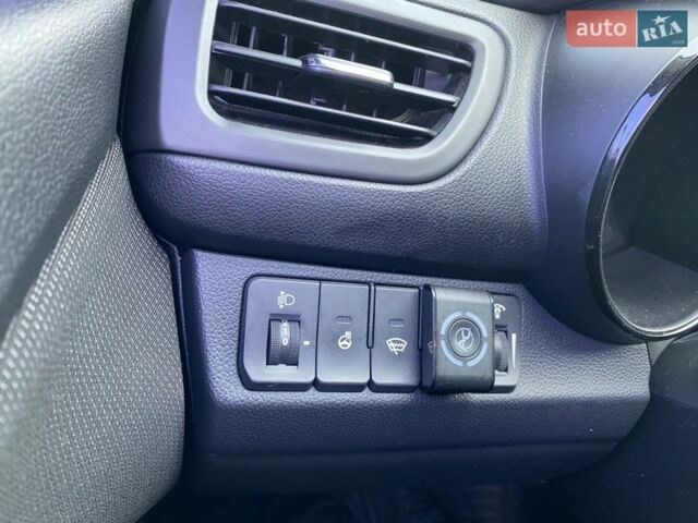 Серый Киа Рио, объемом двигателя 1.6 л и пробегом 181 тыс. км за 8499 $, фото 14 на Automoto.ua