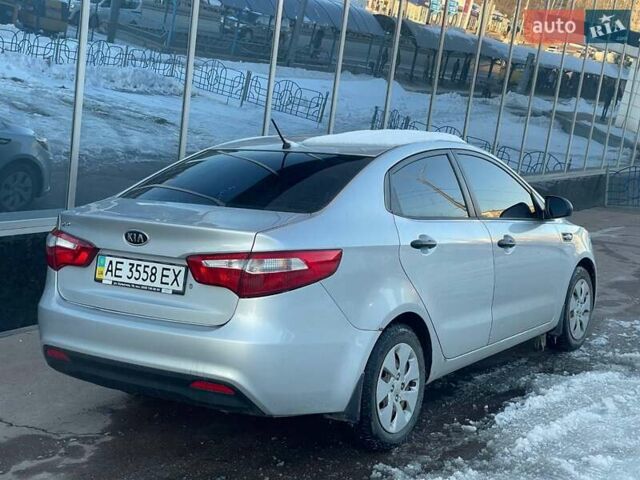 Серый Киа Рио, объемом двигателя 1.4 л и пробегом 68 тыс. км за 6700 $, фото 4 на Automoto.ua
