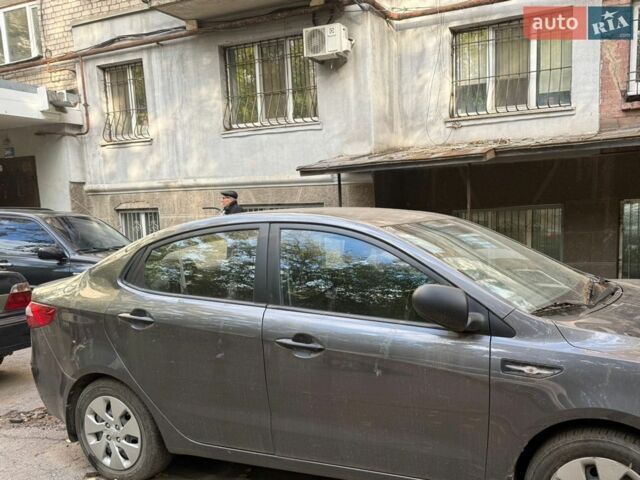 Сірий Кіа Ріо, об'ємом двигуна 1.4 л та пробігом 12 тис. км за 6500 $, фото 3 на Automoto.ua